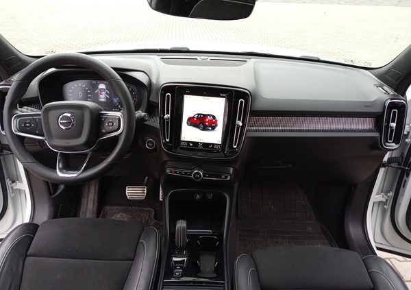 Volvo XC 40 cena 132600 przebieg: 20451, rok produkcji 2022 z Iława małe 667